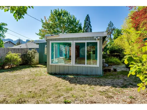 2467 Friendly Street Eugene OR 97405