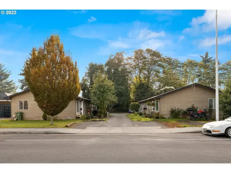 1080 5th Street Woodburn OR 97071