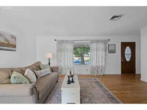 1204 Sw 33rd Street Pendleton OR 97801