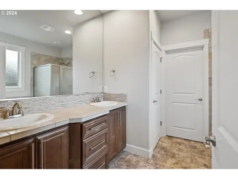 1736 S Lake River Terrace Ridgefield WA 98642