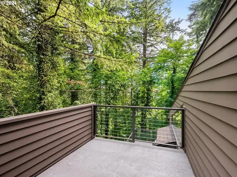 4731 SW 18th Drive Portland OR 97239