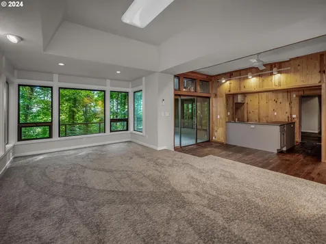 4731 SW 18th Drive Portland OR 97239