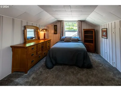 1955 Graham Drive Eugene OR 97405