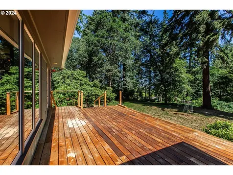 1955 Graham Drive Eugene OR 97405
