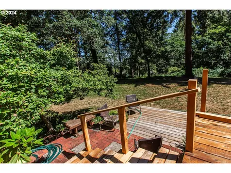 1955 Graham Drive Eugene OR 97405