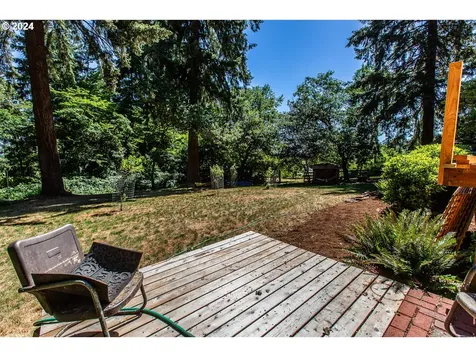 1955 Graham Drive Eugene OR 97405