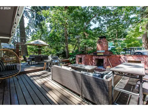 1955 Graham Drive Eugene OR 97405