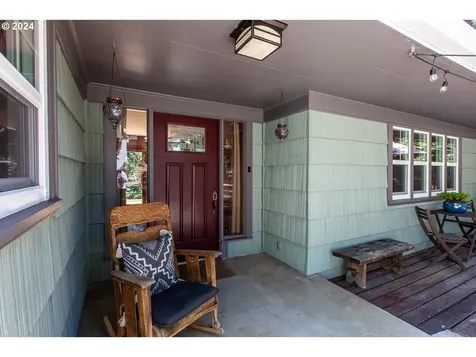 1955 Graham Drive Eugene OR 97405