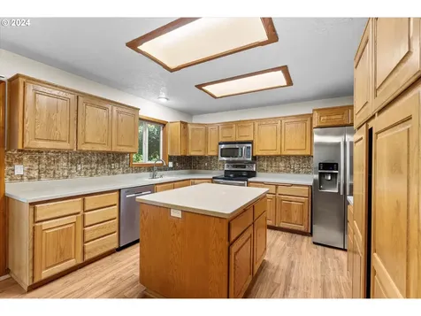 590 SW Ruby Court Mcminnville OR 97128