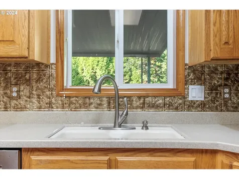 590 SW Ruby Court Mcminnville OR 97128