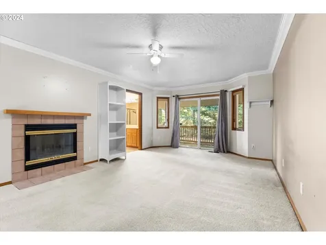 590 SW Ruby Court Mcminnville OR 97128