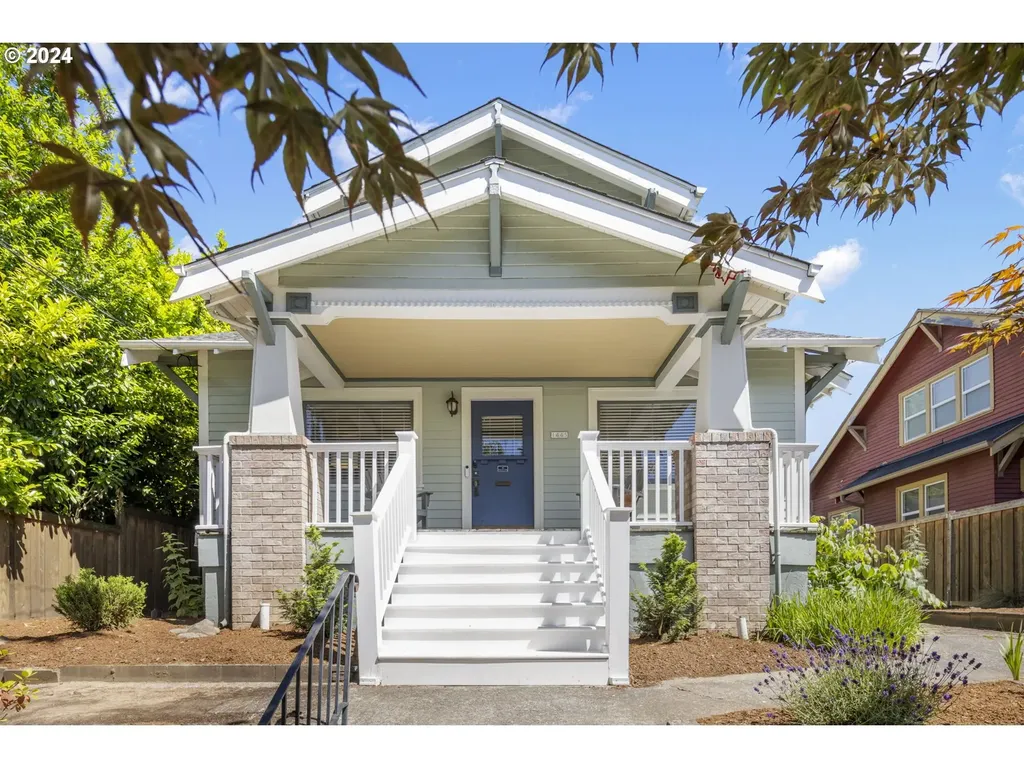 1445 Ne Skidmore Street Portland OR 97211