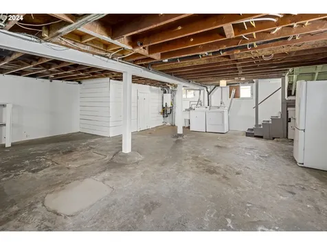 1445 Ne Skidmore Street Portland OR 97211