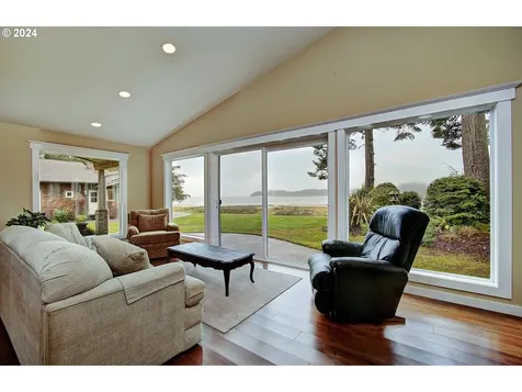 24424 Sandridge Road Ocean Park WA 98640