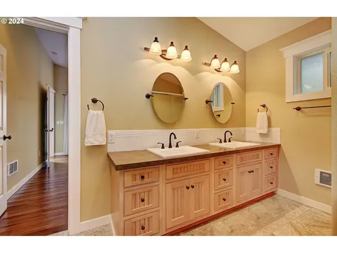 24424 Sandridge Road Ocean Park WA 98640