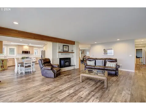 24424 Sandridge Road Ocean Park WA 98640