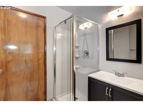 532 Se 11th Place Hillsboro OR 97123