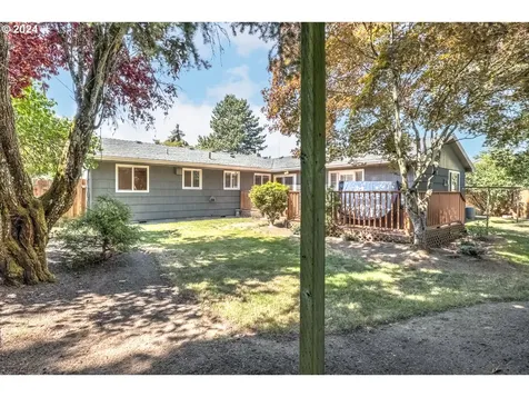 532 Se 11th Place Hillsboro OR 97123