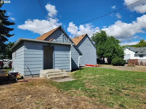 1419 Madison Avenue La Grande OR 97850