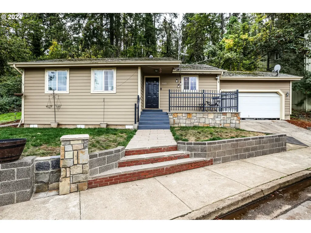 6321 Aster Street Springfield OR 97478