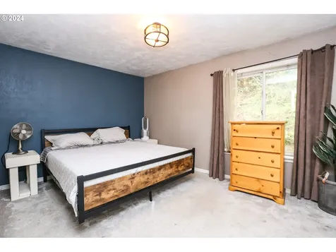 6321 Aster Street Springfield OR 97478