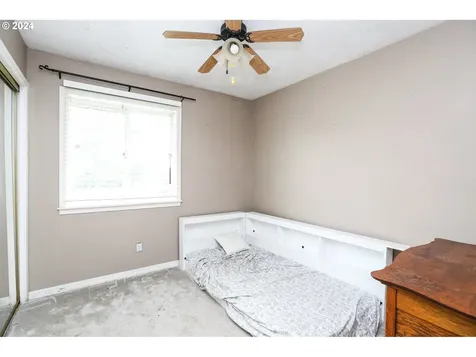 6321 Aster Street Springfield OR 97478