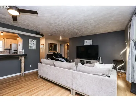 6321 Aster Street Springfield OR 97478