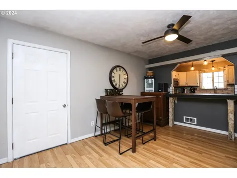 6321 Aster Street Springfield OR 97478