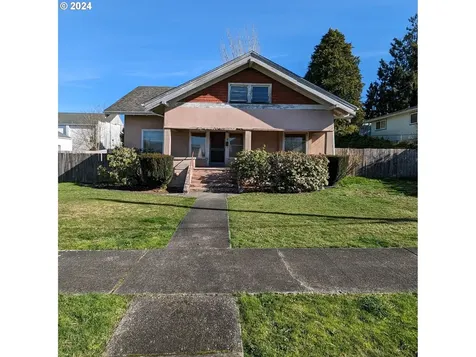 150 N Dean Street Coquille OR 97423