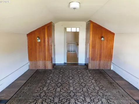 150 N Dean Street Coquille OR 97423