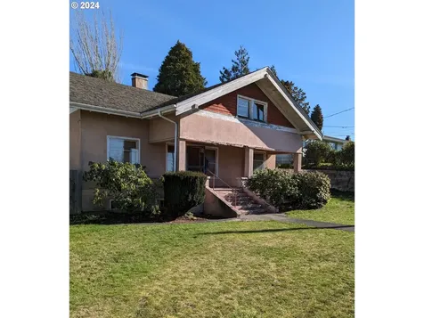 150 N Dean Street Coquille OR 97423