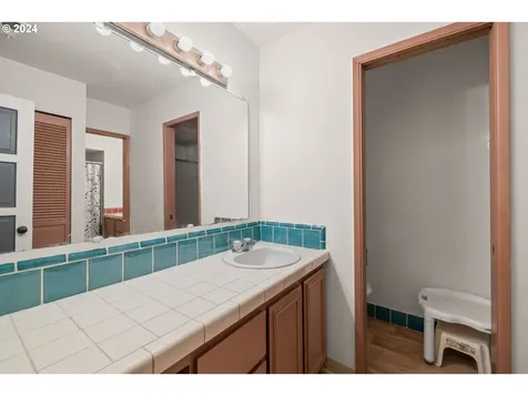 10630 SW Del Monte Drive Portland OR 97224