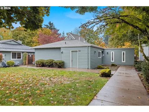10630 SW Del Monte Drive Portland OR 97224