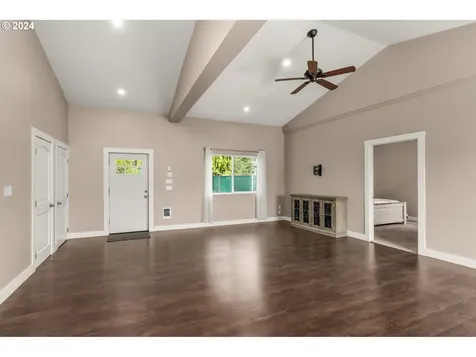 15620 NE Eilers Road Aurora OR 97002