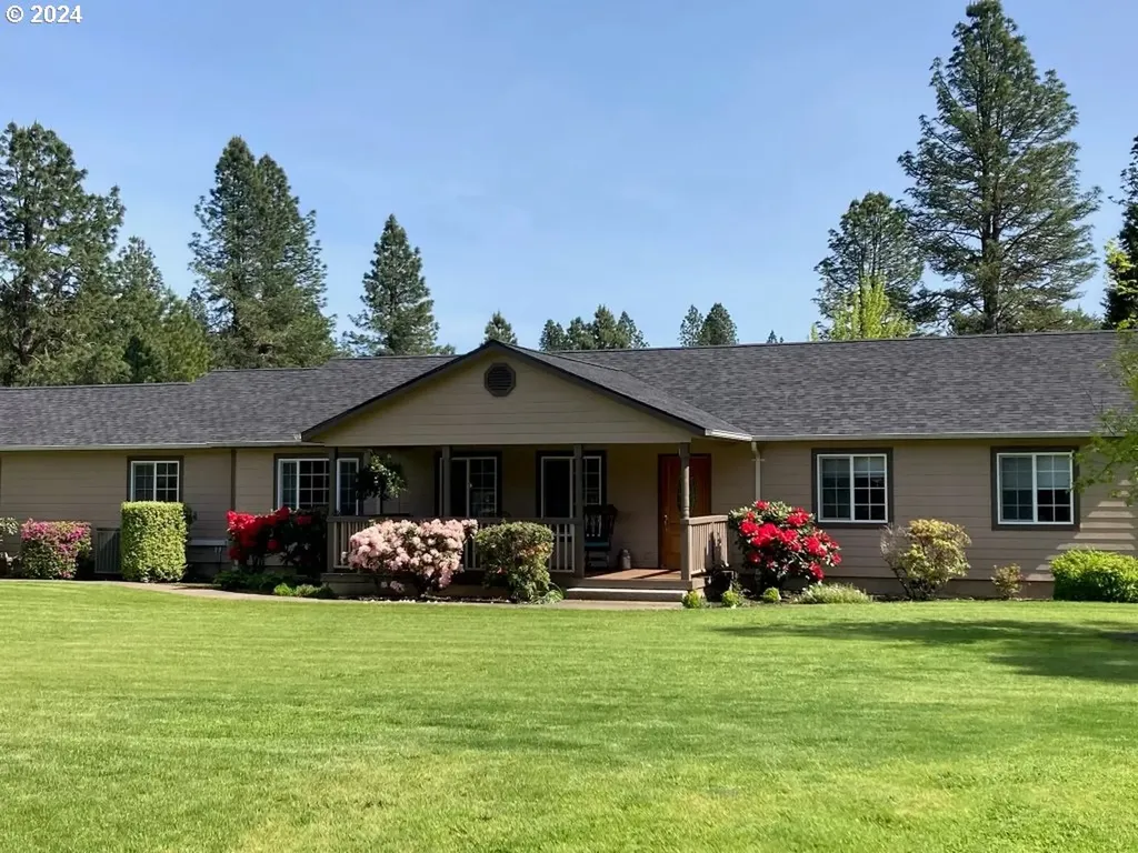 25428 Perkins Road Veneta OR 97487