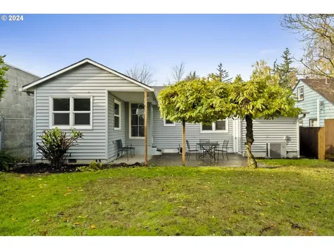 4324 NE 73rd Avenue Portland OR 97218
