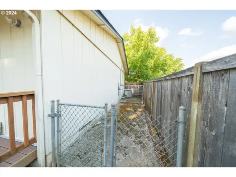 4782 2nd Avenue Se Salem OR 97302