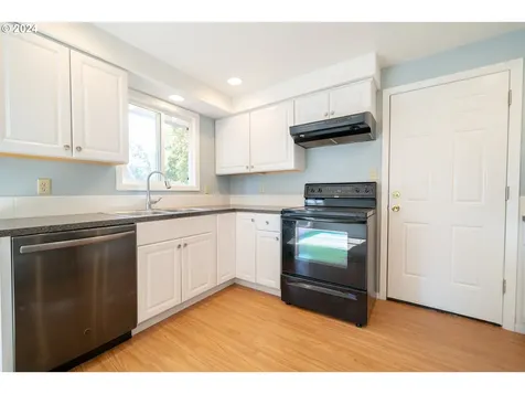 4782 2nd Avenue Se Salem OR 97302