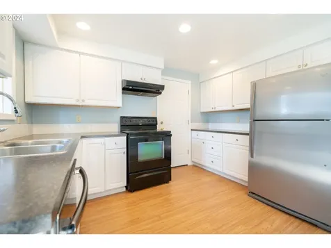 4782 2nd Avenue Se Salem OR 97302