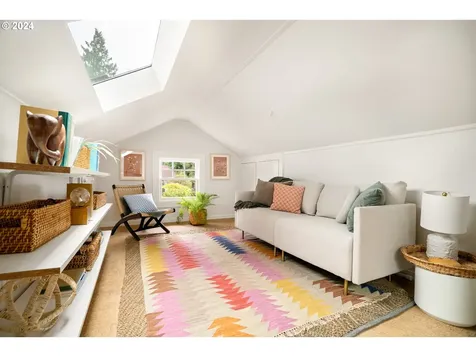 725 NE 52nd Avenue Portland OR 97213