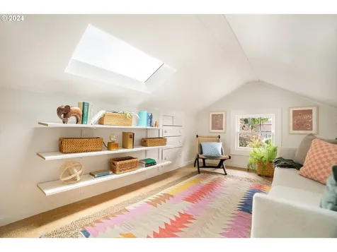 725 NE 52nd Avenue Portland OR 97213