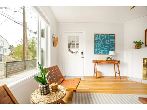 725 NE 52nd Avenue Portland OR 97213