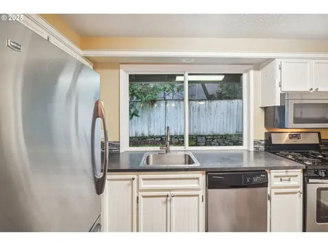 6760 SW Ventura Drive Portland OR 97223