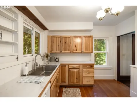 140 SE Lamson Street Willamina OR 97396