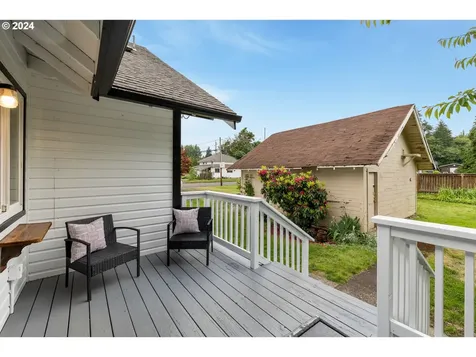 140 SE Lamson Street Willamina OR 97396