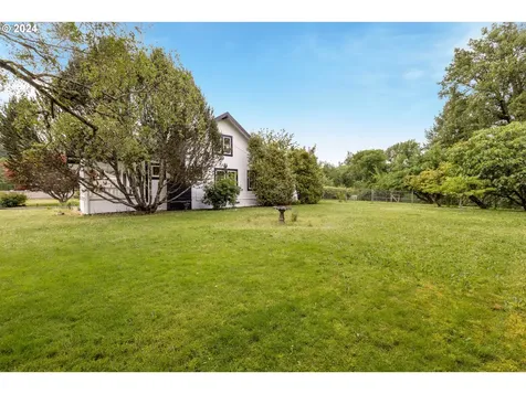 140 SE Lamson Street Willamina OR 97396