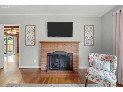 2550 Wooddale Avenue NE Salem OR 97301