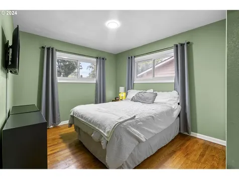2550 Wooddale Avenue NE Salem OR 97301