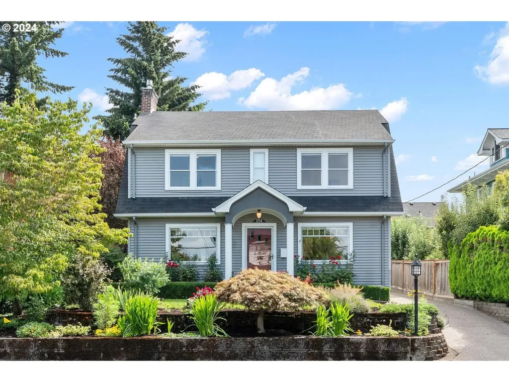 1714 Se 57th Avenue Portland OR 97215