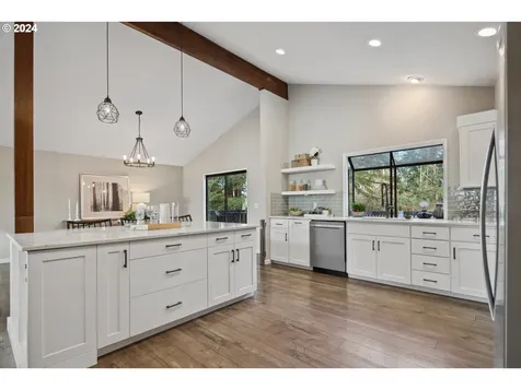 1112 SE 329th Avenue Washougal WA 98671